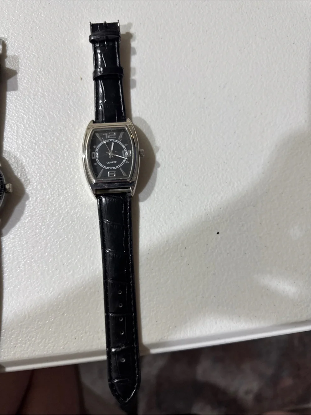3/$10 Jewelry 💎Sale!! Men's Black Leather Strap Quartz Watch - Classic Dress Sty